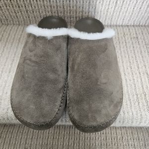 Jenni Kayne shearling lined moc clog